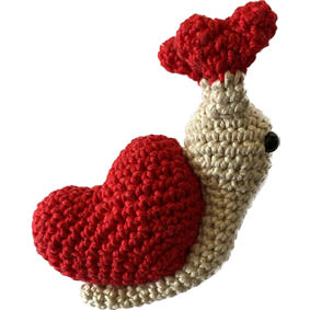 Slak met rood hart